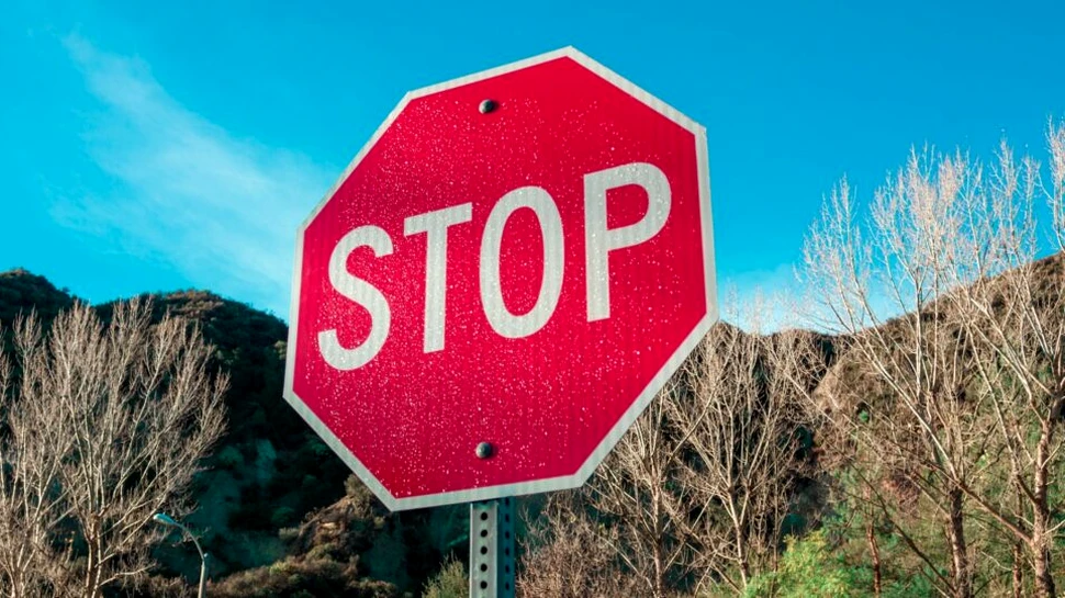 Test de cultură generală. Ce formă geometrică are indicatorul STOP?
