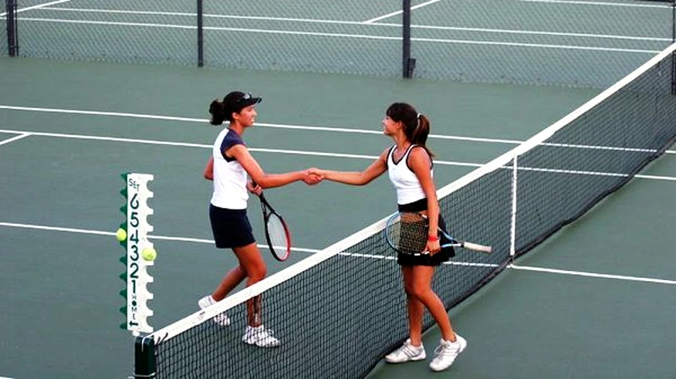 In cautarea strangerii de mana perfecte