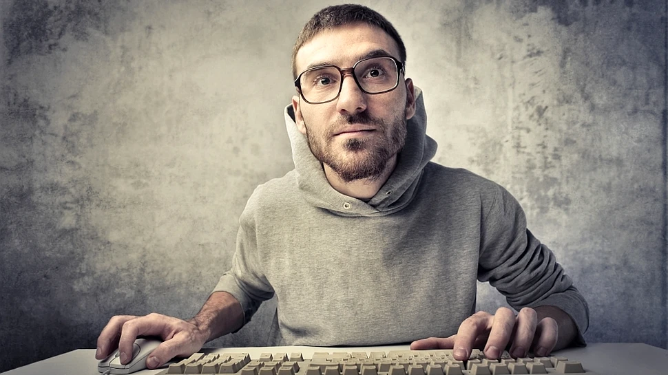 Cum pot indica statusurile de pe Facebook dacă ai de-a face cu un psihopat?