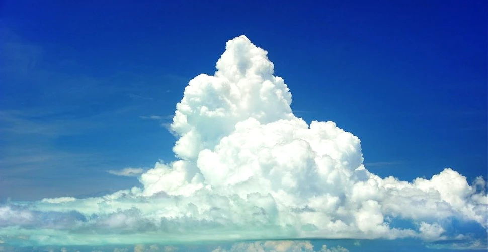 Cât cântărește, de fapt, norul Cumulus, numit și ”pufosul alb”. Ce este nefologia