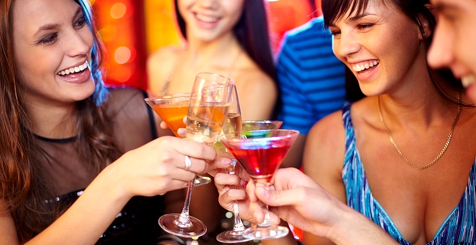 Ce păţeşti la maturitate dacă bei foarte mult alcool în perioada adolescenţei?