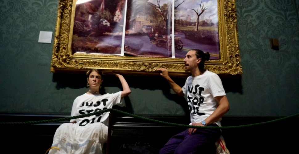 Doi activiști s-au lipit de o pictură veche de 200 de ani expusă la Galeria Națională din Londra