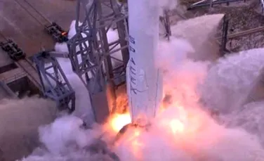 La cinci luni de la dezastru, SpaceX a reuşit să lanseze o rachetă cu succes