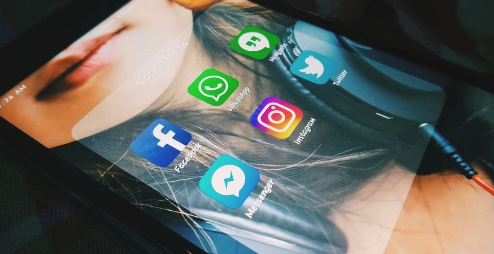 Facebook își lansează servicul de dating și în România