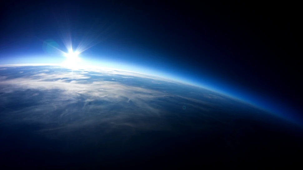 O aeronavă misterioasă va ateriza în curând, după ce a înconjurat planeta timp de aproape 2 ani (FOTO)