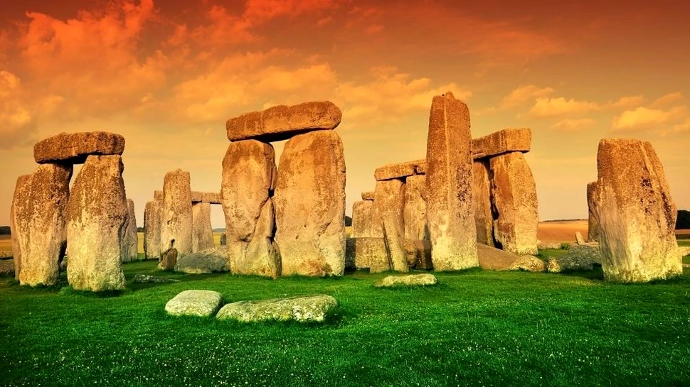 10 Informaţii interesante şi esenţiale despre Stonehenge
