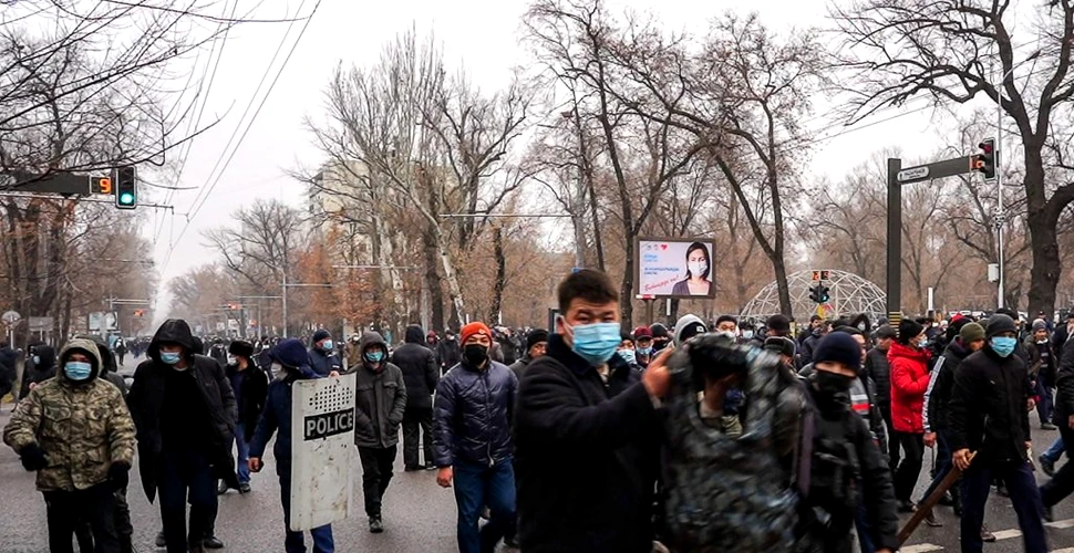 Kazahstan, cuprins de cele mai ample proteste din ultimele decenii. Ce a declanșat revoltele și furia oamenilor?