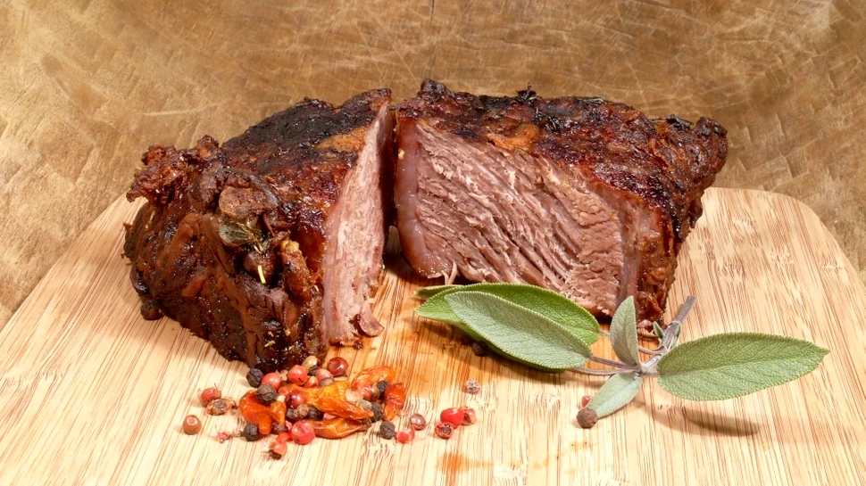 Ştiinţa dezvăluie un pericol neştiut: ce riscăm dacă mâncăm alimente prăjite, carne bine făcută şi dulciuri tratate termic