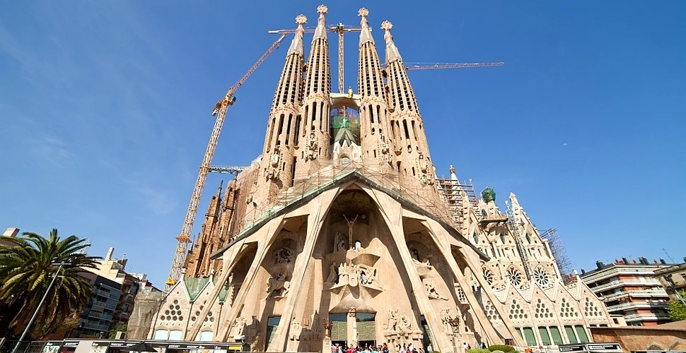 Sagrada Familia, cea mai înaltă catedrală din Europa. Când va fi finalizată complet construcţia – FOTO, VIDEO
