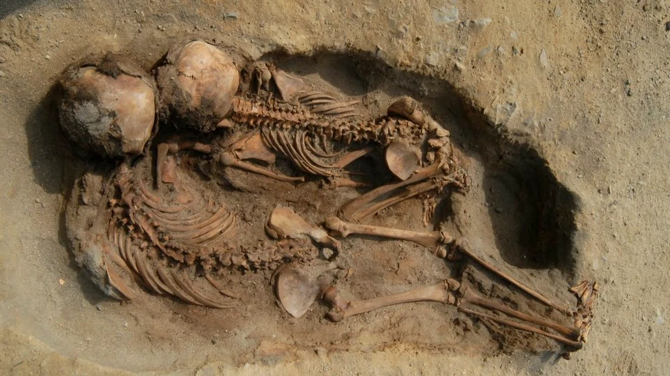 Descoperire macabră în Peru: peste o sută de copii sacrificaţi prin scoaterea inimii. ”Nu am văzut nimic asemănător până acum”