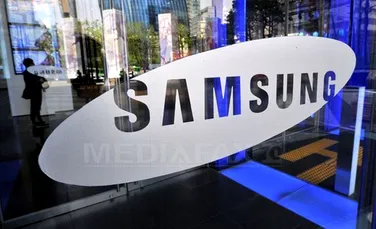 Primul smartphone cu ecran pliabil, creat de Samsung, ar putea fi prezentat în noiembrie