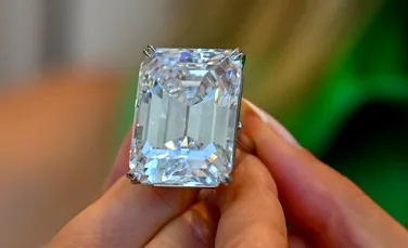 Un diamant de 20 de milioane de dolari, expus în întreaga lume înainte de licitație