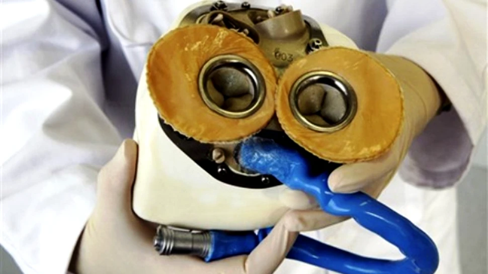 Cea mai performanta inima artificiala realimenteaza sperantele cardiacilor (VIDEO)