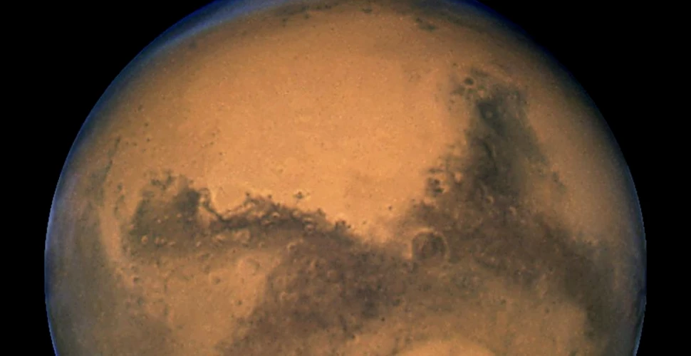 Un nou studiu susţine posibilitatea existenţei vieţii pe Marte