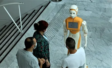 Roboții Spring, testați cu succes în spitale din Franța. Ce pot să facă?