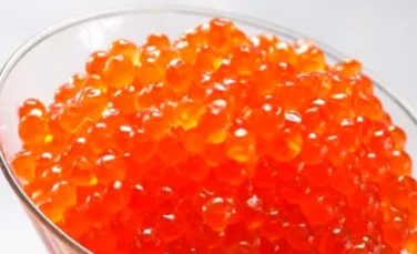 Autoritatile ruse au confiscat 2 tone de caviar rosu