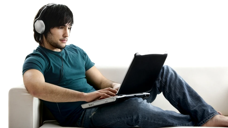 Laptop-urile şi conexiunile wireless, cauze ale infertilităţii masculine!