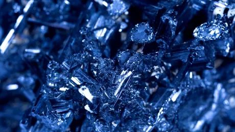 A fost creat un nou tip de „cristal al timpului” vizibil cu ochiul liber