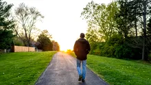 „Zona zero”: Mișcarea aproape imperceptibilă cu beneficii pentru sănătate