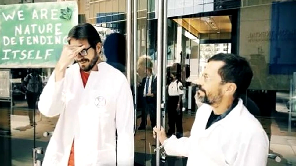 Un om de știință de la NASA a izbucnit în plâns la un protest. „Vom pierde totul!”