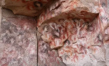 ”Peştera mâinilor”, locul unde se află operele de artă realizate de primii oameni, acum 13.000 de ani