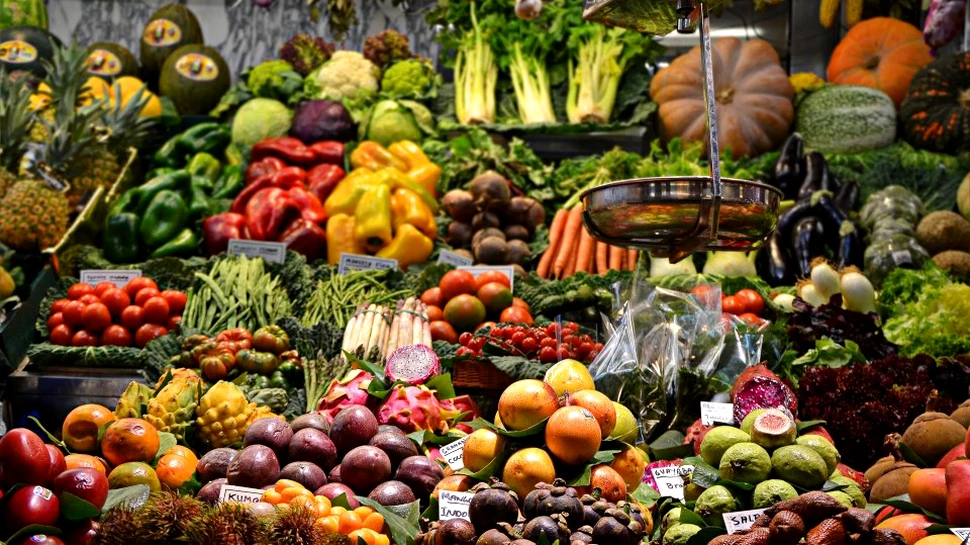 Cum se deosebesc fructele şi legumele româneşti de cele de import
