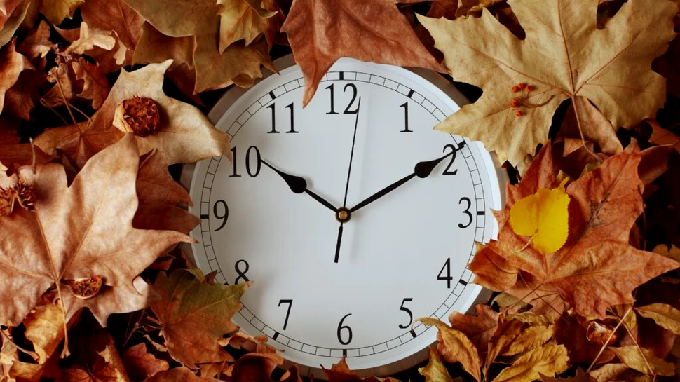 România trece la ora de iarnă 2022! Ceasurile vor fi date înapoi în noaptea de sâmbătă spre duminică