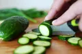 Se pot spăla pesticidele de pe fructe și legume?