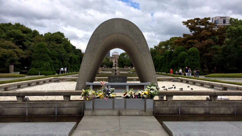 Probleme la Memorialul atacului nuclear de la Hiroshima din cauza  Pokemon Go. Oficialii se plâng