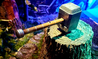 Un tezaur viking, vechi de 1.000 de ani, conține un pandantiv care ar putea fi ciocanul lui Thor