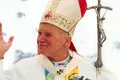 Se împlinesc 27 ani de la vizita celui mai îndrăgit Papă la Bucureşti. Momentul a fost unul istoric nu doar pentru România