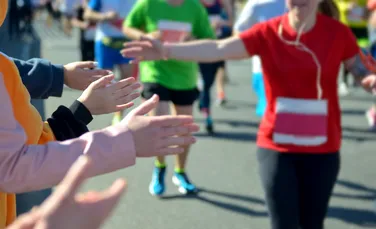 Runner’s high, starea de euforie care îi face pe alergători să revină pe traseu. Ce spune știința despre fenomen?