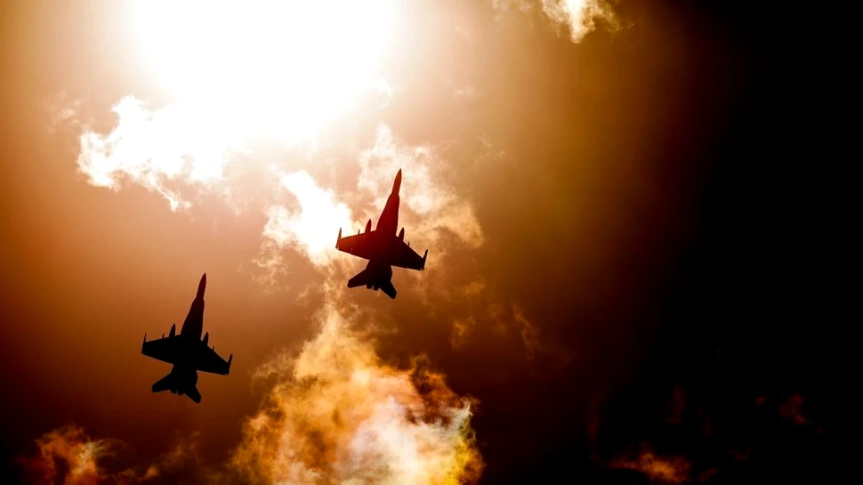 Bombardiere strategice ruse, interceptate de avioane militare americane, la frontiera dintre Rusia şi SUA