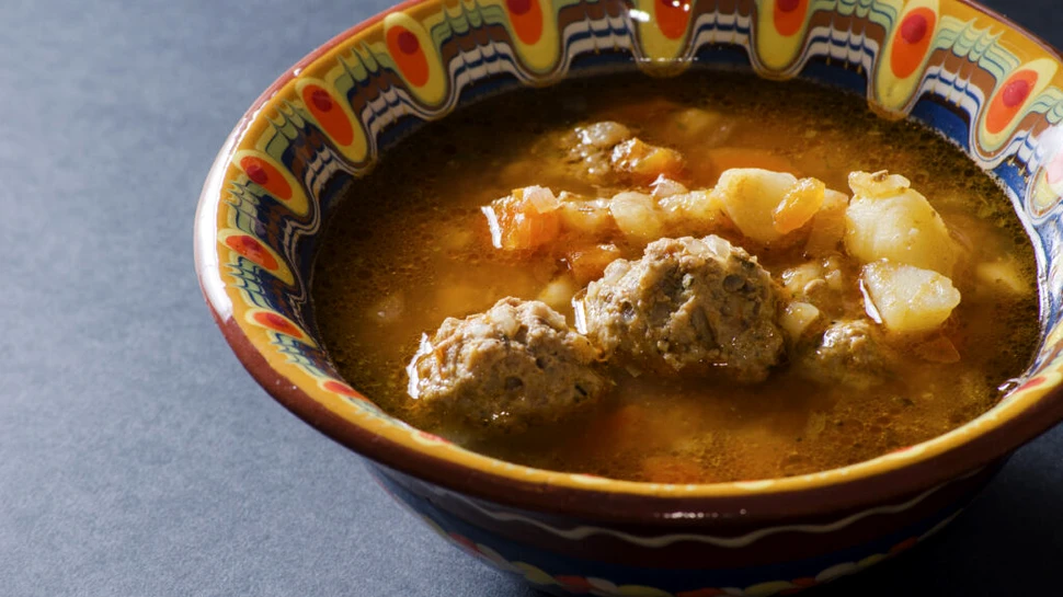 Ce preț are cea mai scumpă ciorbă din România?