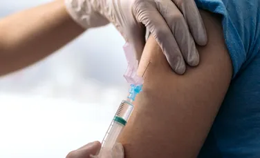 Vaccinul împotriva HPV reduce „aproape de zero” riscul de deces prin cancer de col uterin înainte de 30 de ani