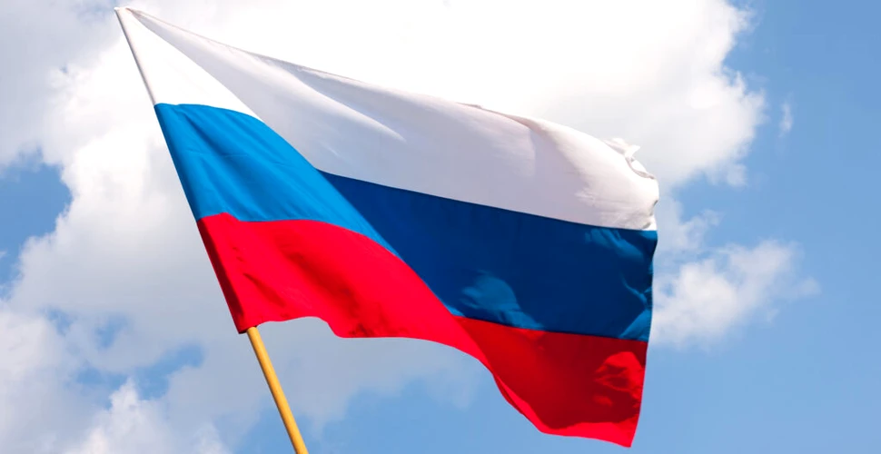 Ce reprezintă culorile drapelului Rusiei?