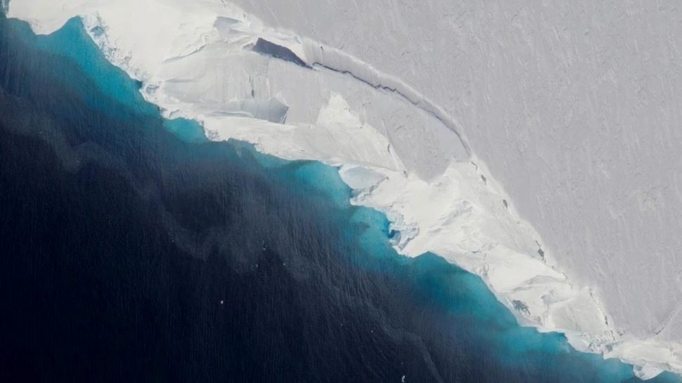 „Ghețarul apocalipsei” se desprinde de calota sa glaciară. Cât de mult ar putea crește nivelul global al mărilor și oceanelor