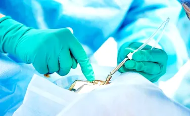 Pentru prima dată, medicii au efectuat un al doilea transplant de faţă pe acelaşi pacient