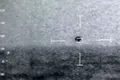 O nouă filmare, surprinsă de Marina SUA, arată un OZN sferic care dispare brusc în ocean