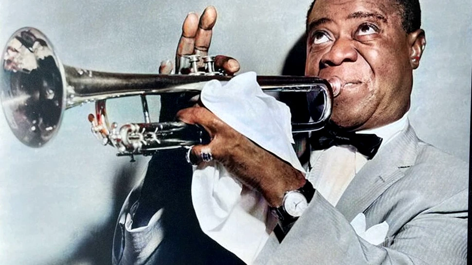 Muzicianul, trompetistul, compozitorul, cântărețul de jazz. Louis Armstrong a fost mai mult decât un zâmbet celebru