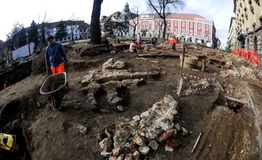 Autorităţile îşi BAT JOC de un nou monument descoperit în România şi apreciat de BBC. Acesta va fi îngropat sub pavaj