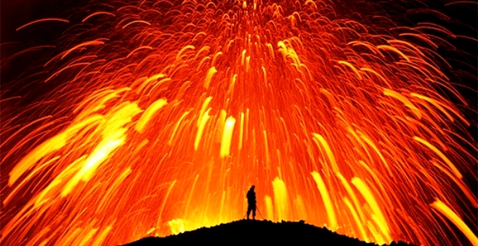 Vulcanul islandez, monstrul care sufoca Europa intr-un spectacol unic (FOTO)