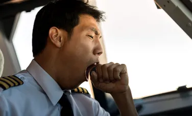 Un pilot a adormit și a uitat să mai aterizeze avionul