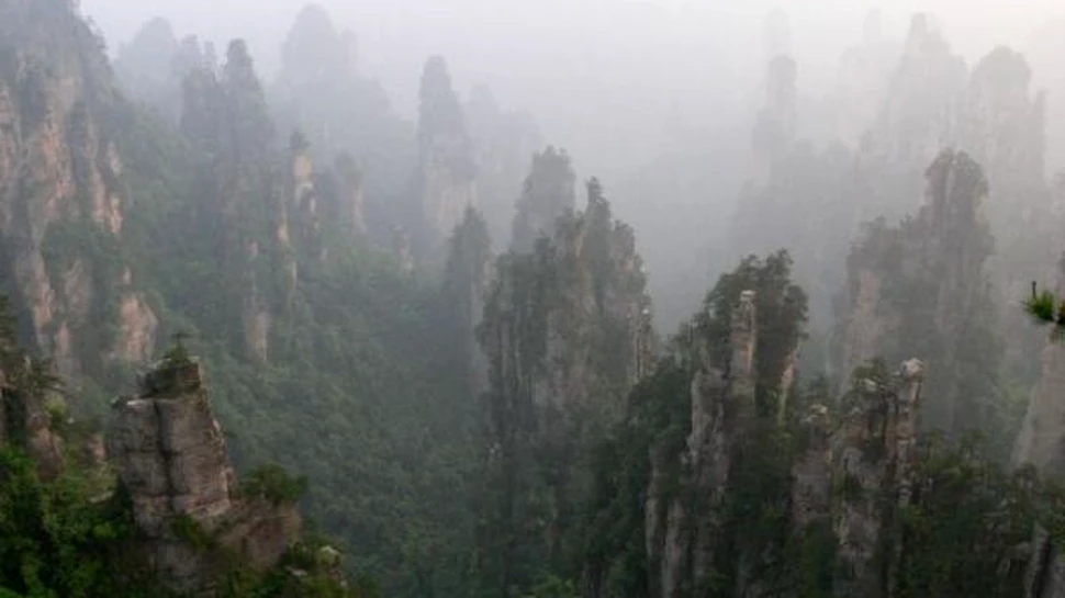 Muntii din filmul Avatar exista! Ei sunt in China (FOTO)