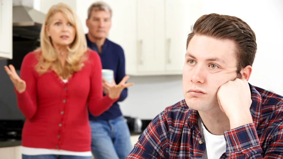 Cum arată viața pentru adulții care încă nu au plecat de acasă