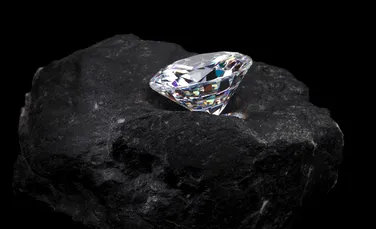 Interiorul Pământului este plin de diamante, dar nu se poate ajunge la ele