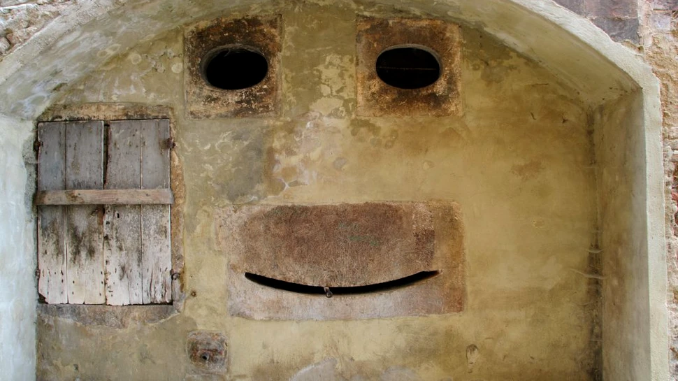 Creierul uman reacționează emoțional la fețele observate în obiecte inanimate. „Suntem o specie atât de sofisticată”
