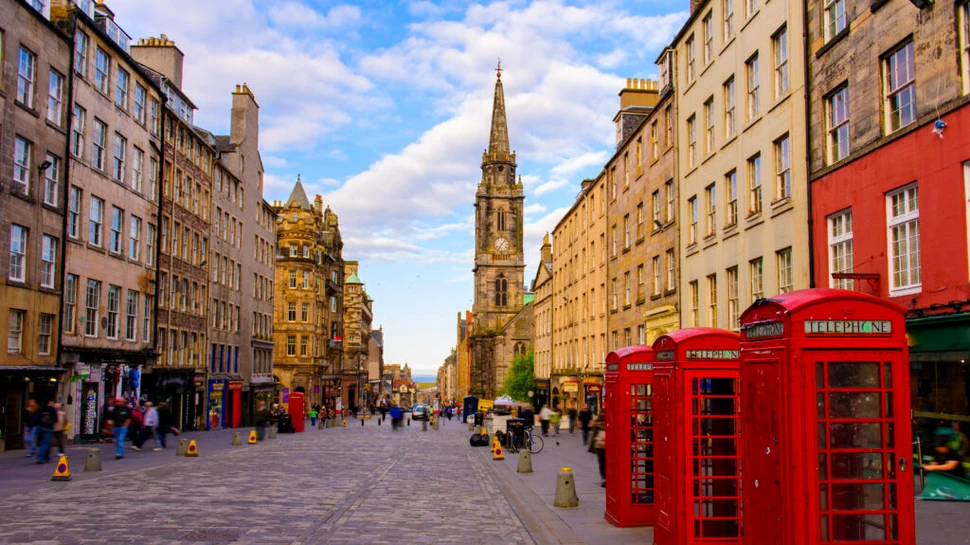 Motivul pentru care tot mai mulți tineri din Regatul Unit nu au un loc de muncă