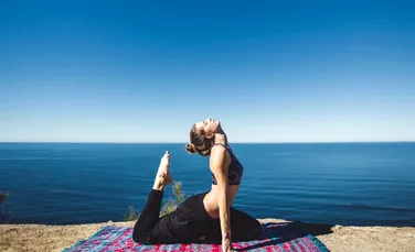 5 posturi de Yoga care înlătură durerea nervului sciatic în 15 minute