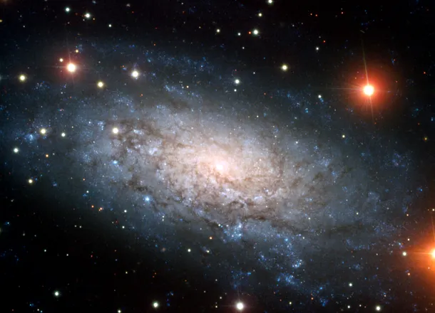 Premieră în astronomie: Forma unică a unei explozii stelare, dezvăluită cu Telescopul Foarte Mare de la ESO